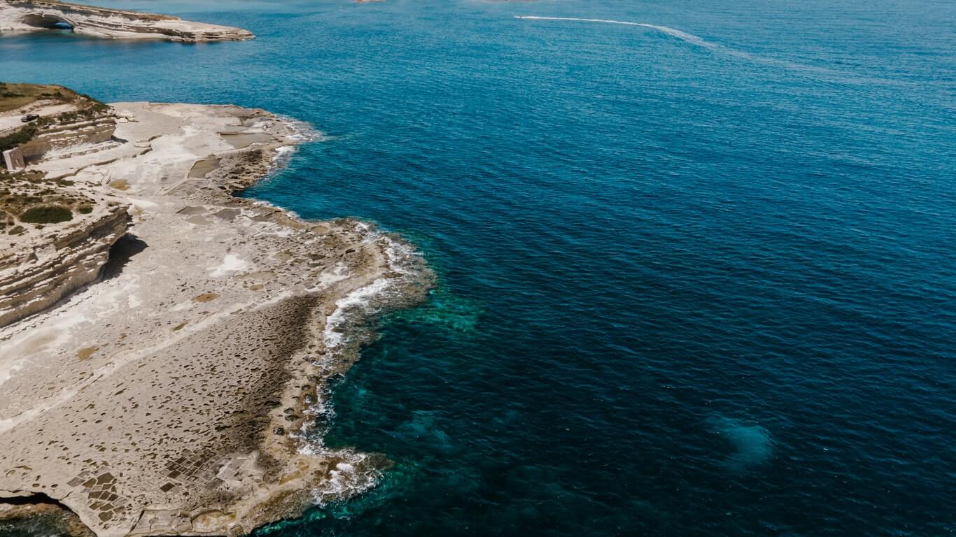 What does the next holiday in UAE mean for weddings in Malta?