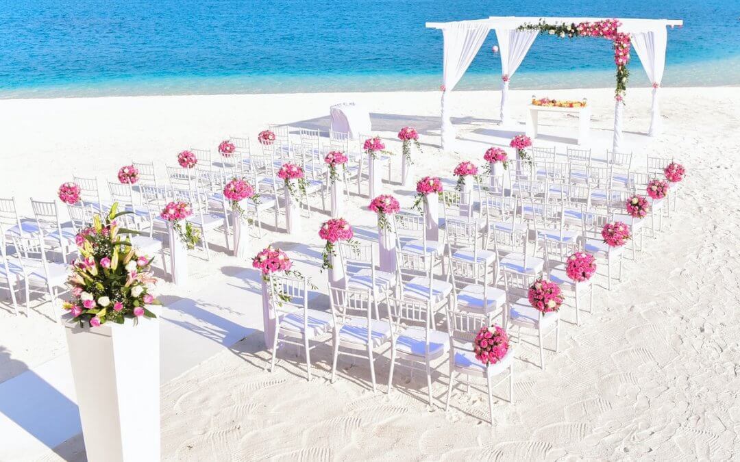 Guide to choosing your beach wedding planner in the Mediterranean 